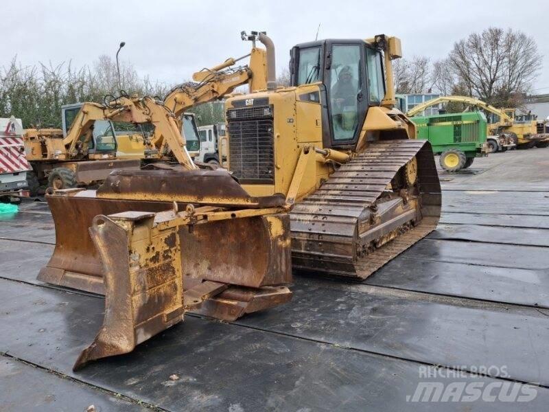 CAT D6N Rupsdozers