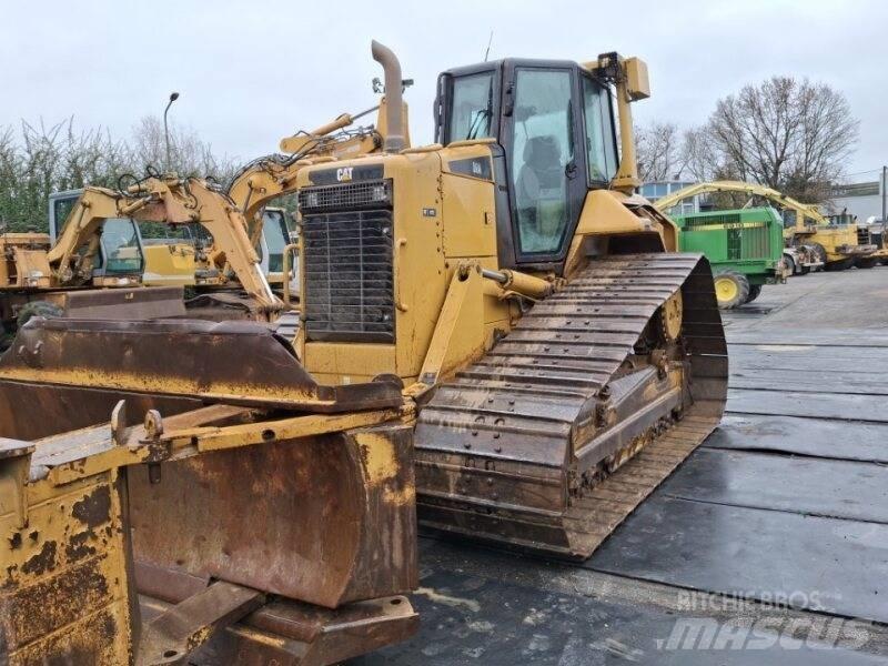 CAT D6N Rupsdozers