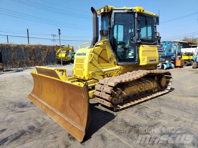 Komatsu D37PX-23 Rupsdozers