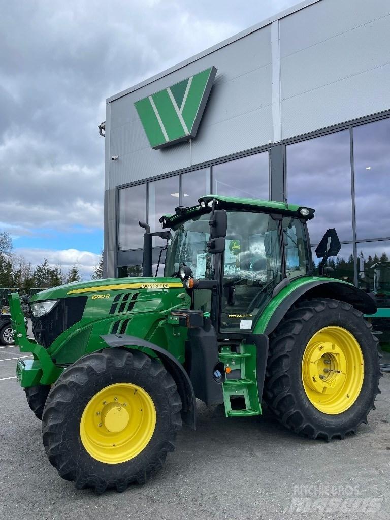 John Deere 6130R Tractoren