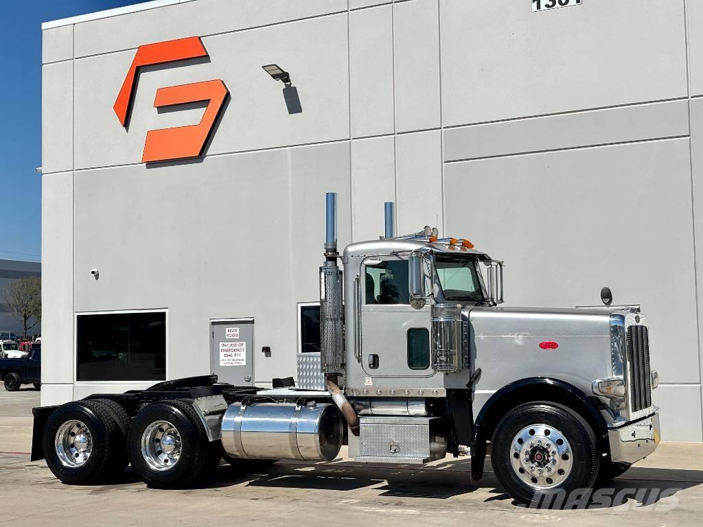 Peterbilt 388 Trekkers