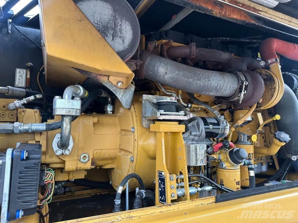 CAT M316D Wielgraafmachines