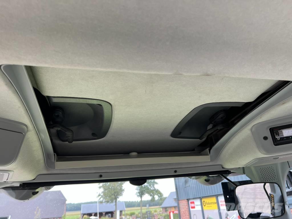 CLAAS Arion 660 Tractoren