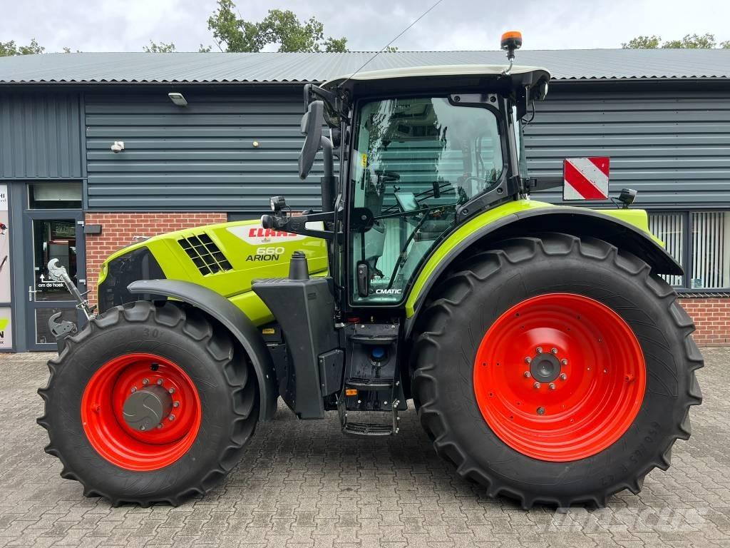 CLAAS Arion 660 Tractoren