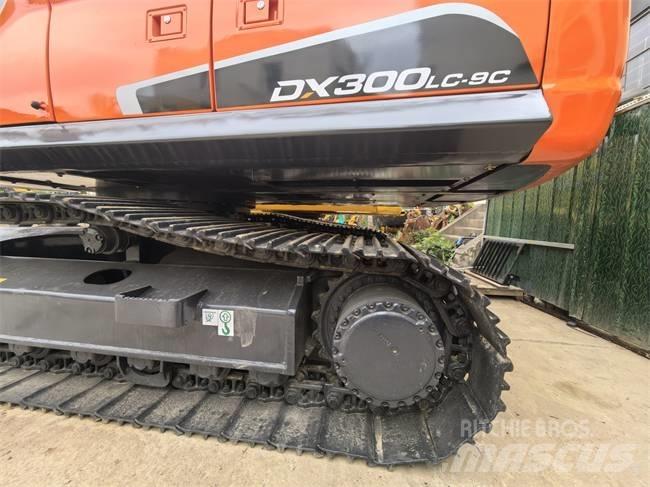 Doosan DX 300 LC Rupsgraafmachines