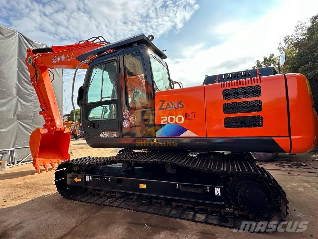 Hitachi EX 200 Rupsgraafmachines