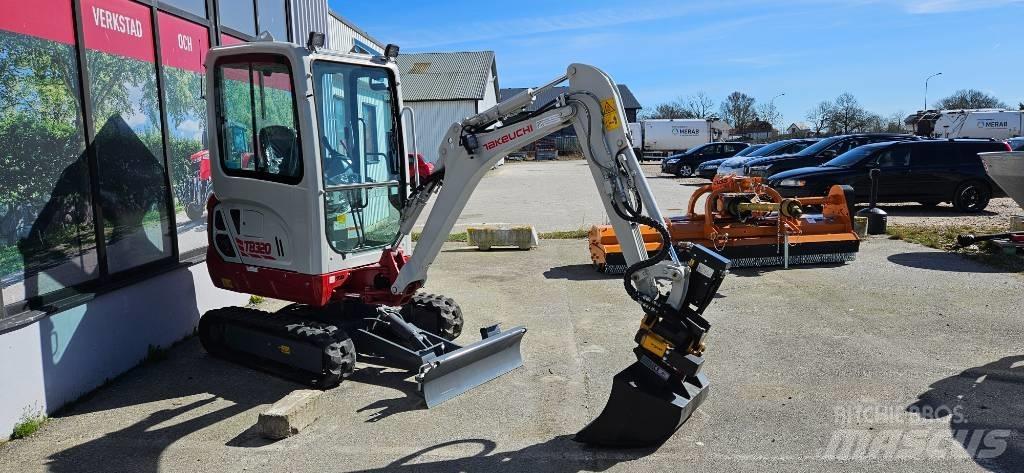Takeuchi TB 320 Minigraafmachines < 7t