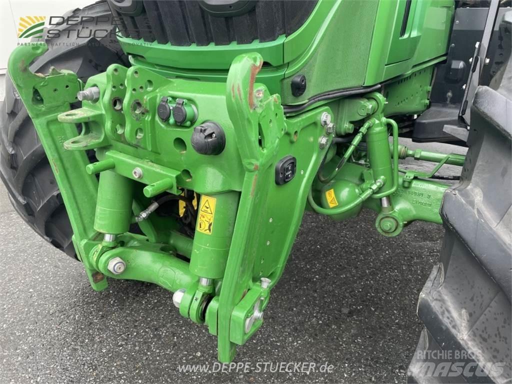 John Deere 6250R Tractoren