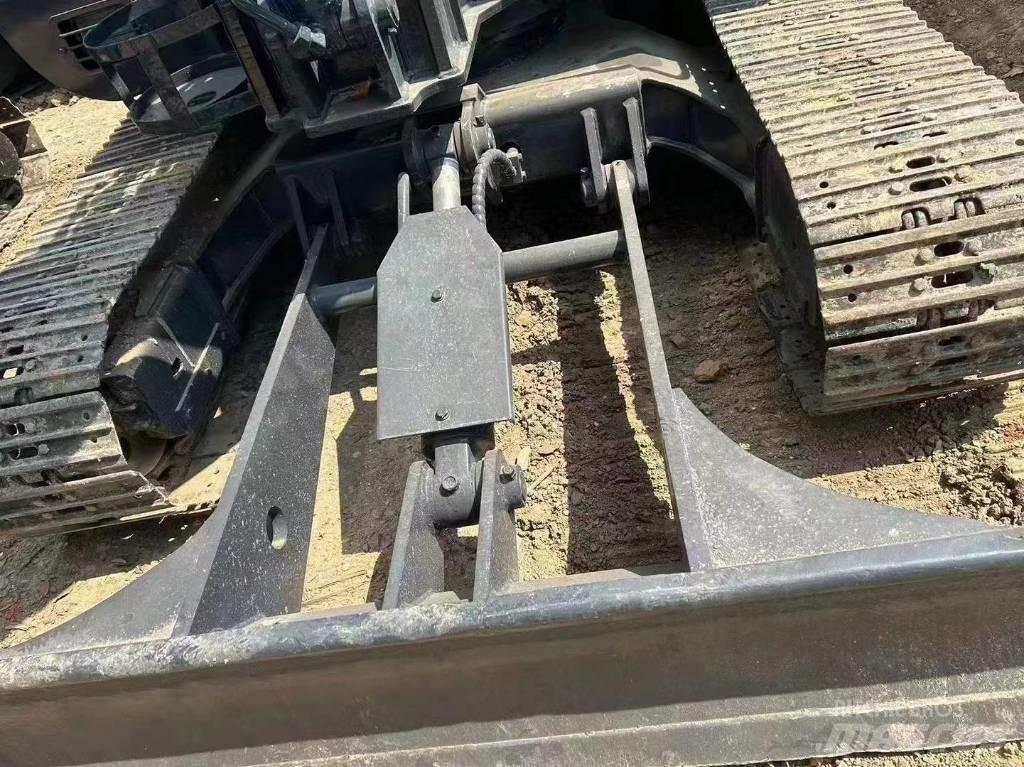 Sunward SWE70 Rupsgraafmachines