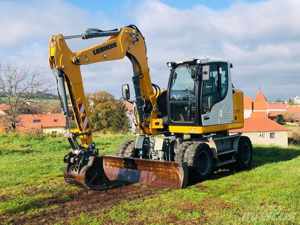 Liebherr A 910 Wielgraafmachines