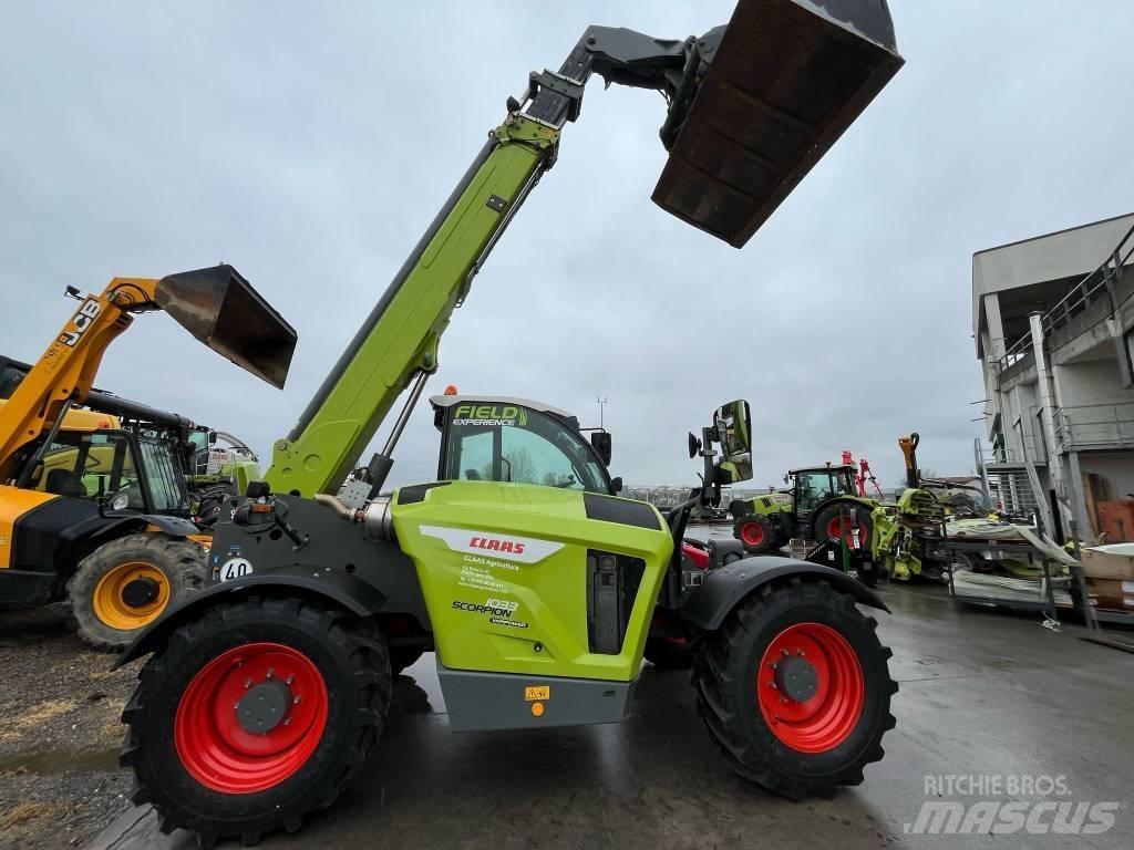 CLAAS Scorpion 1033 Verreikers voor landbouw
