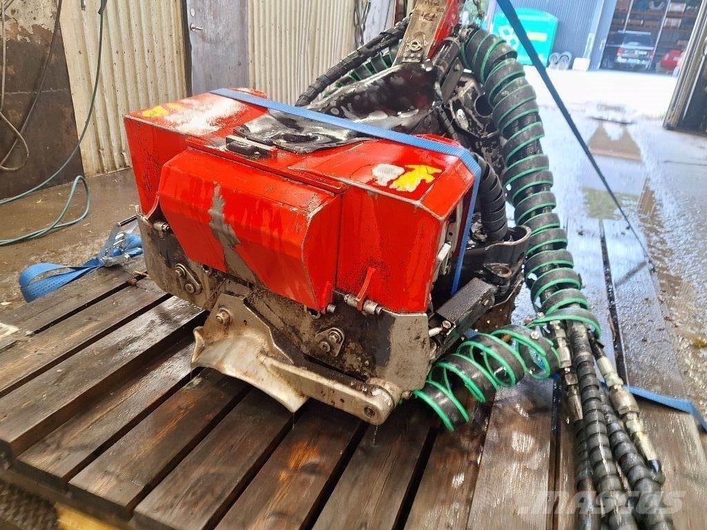 Komatsu S82 Boomvelkoppen