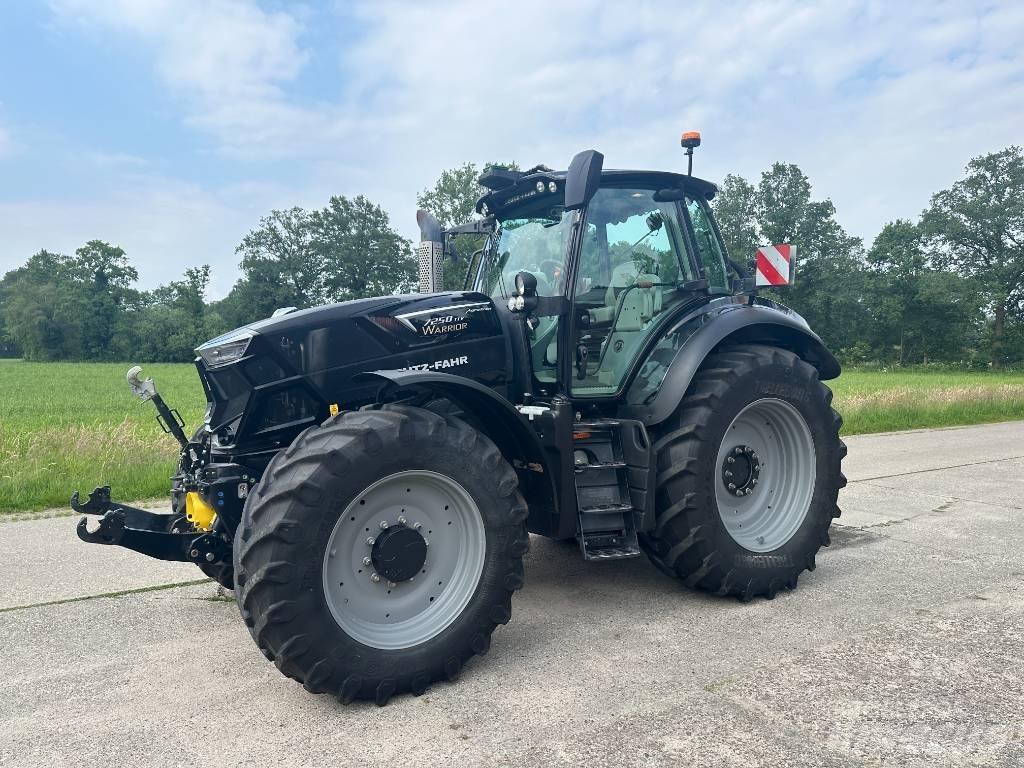 Deutz-Fahr 7250 Tractoren