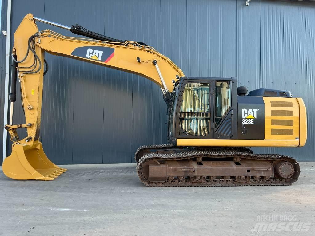 CAT 323E L Rupsgraafmachines