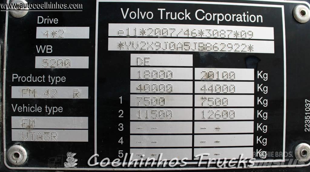 Volvo FM 330 Schuifzeilopbouw