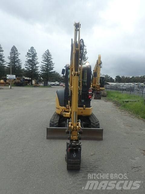 Komatsu PC35MR-5 Minigraafmachines < 7t