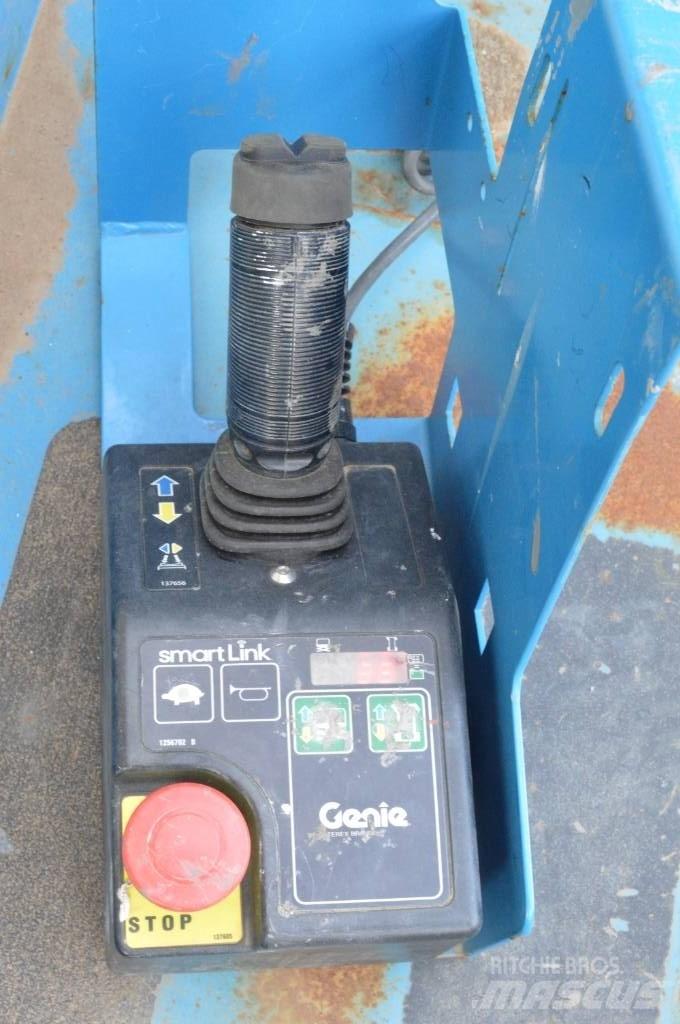 Genie GRC 12 Personenliften en invalideliften