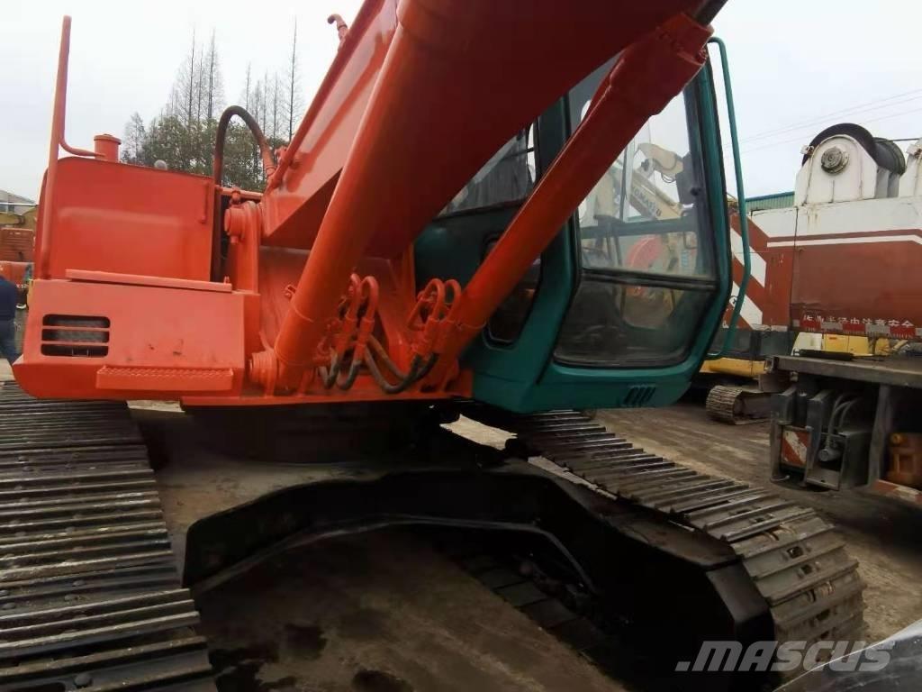 Hitachi EX 200 Rupsgraafmachines
