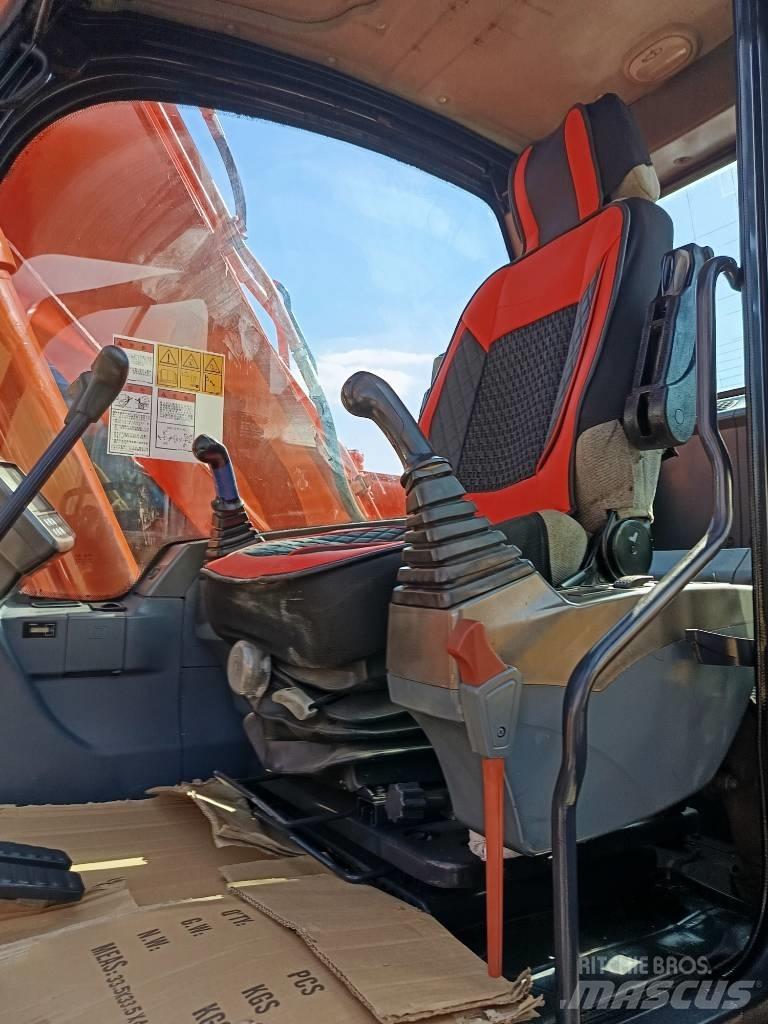 Doosan DX150 LC Rupsgraafmachines