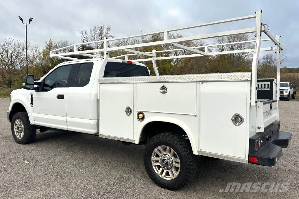 Ford F 350 XLT SD Bestelwagens met open laadbak