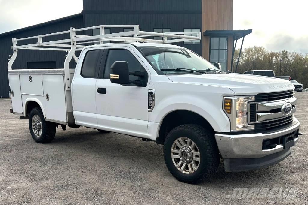 Ford F 350 XLT SD Bestelwagens met open laadbak