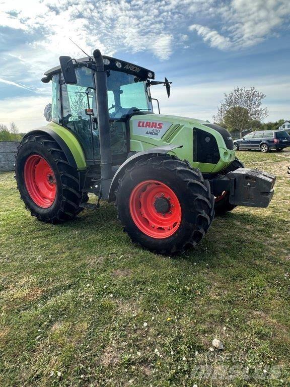 CLAAS Arion 430 Tractoren