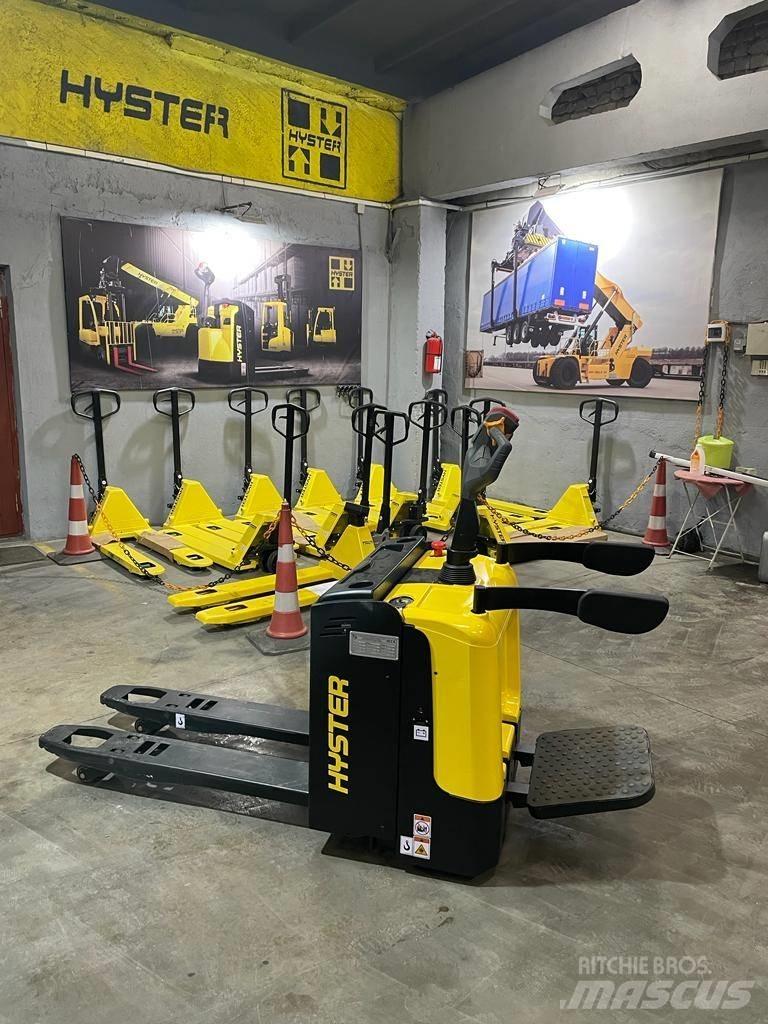 Hyster P2.0UTS Meerij pallettruck met platform