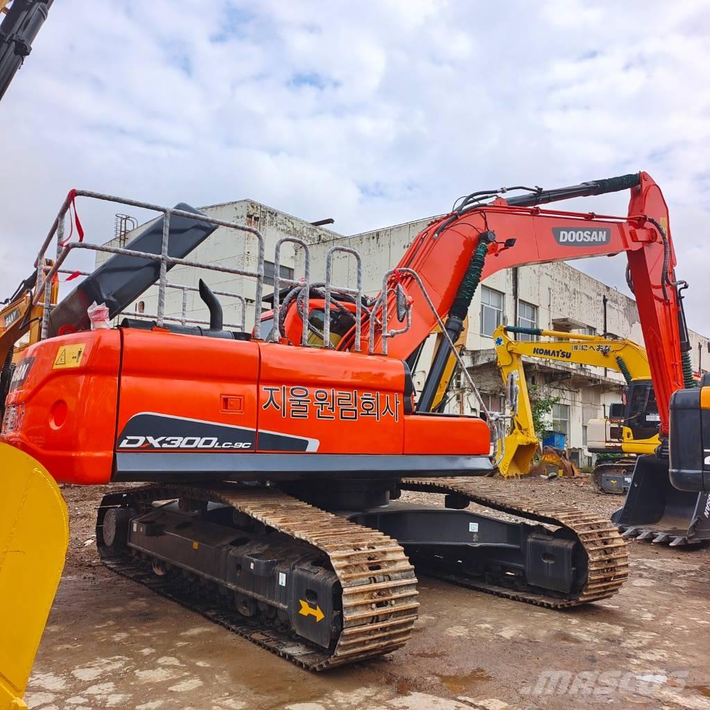 Doosan DX 300LC-9C Rupsgraafmachines