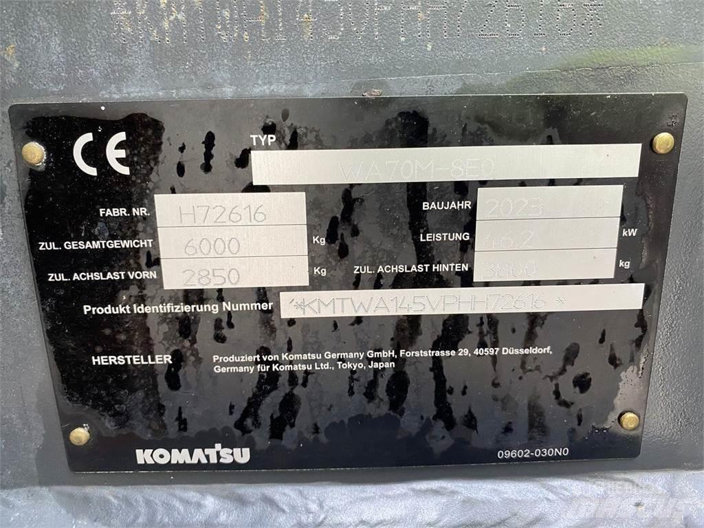 Komatsu WA70M-8EO Knik- en schrankladers