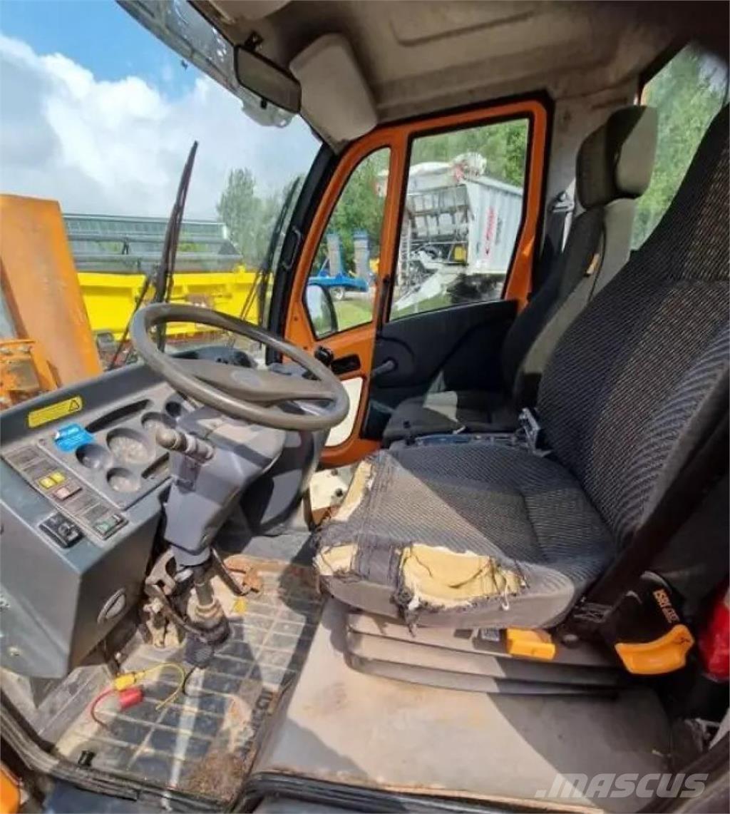 Multicar M 30 Werktuigdragers