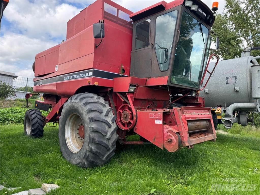 Case IH 1680 Axial Maaidorsmachines