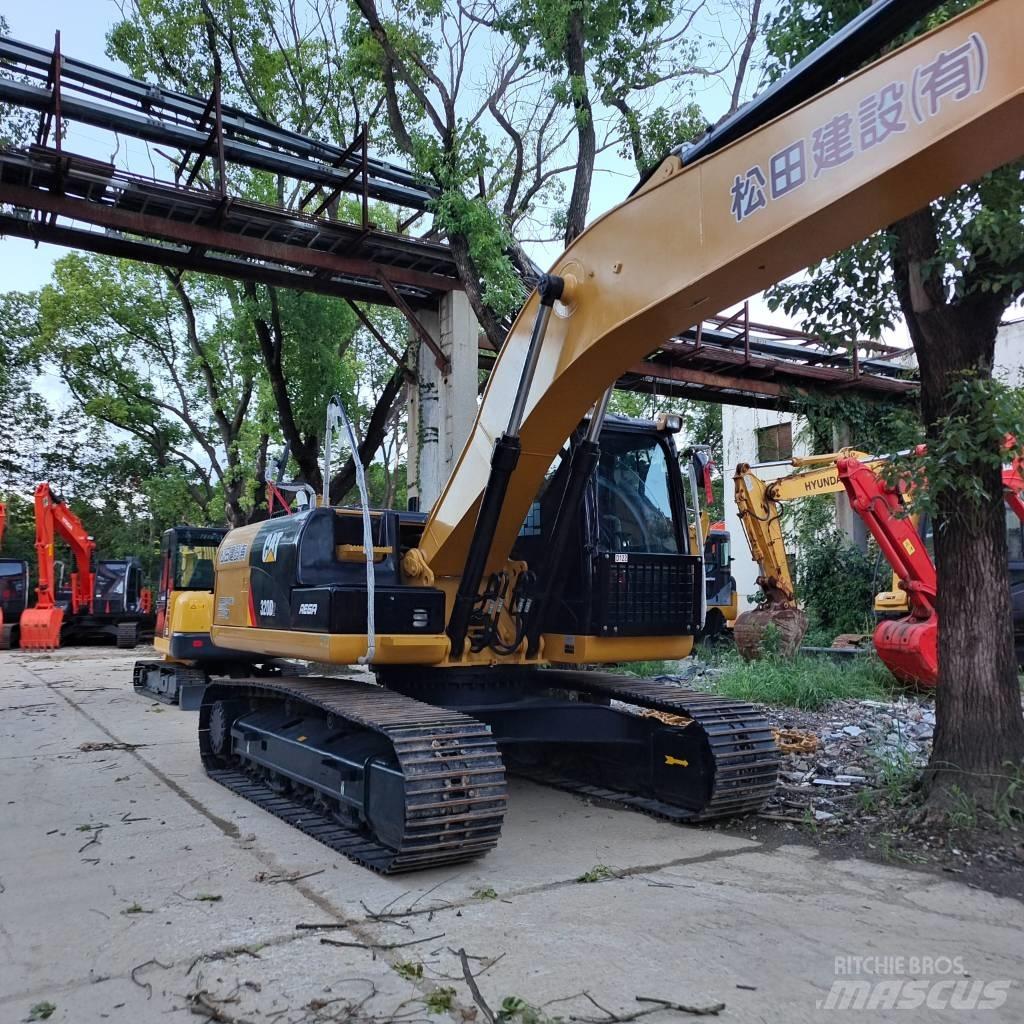 CAT 330 D Rupsgraafmachines