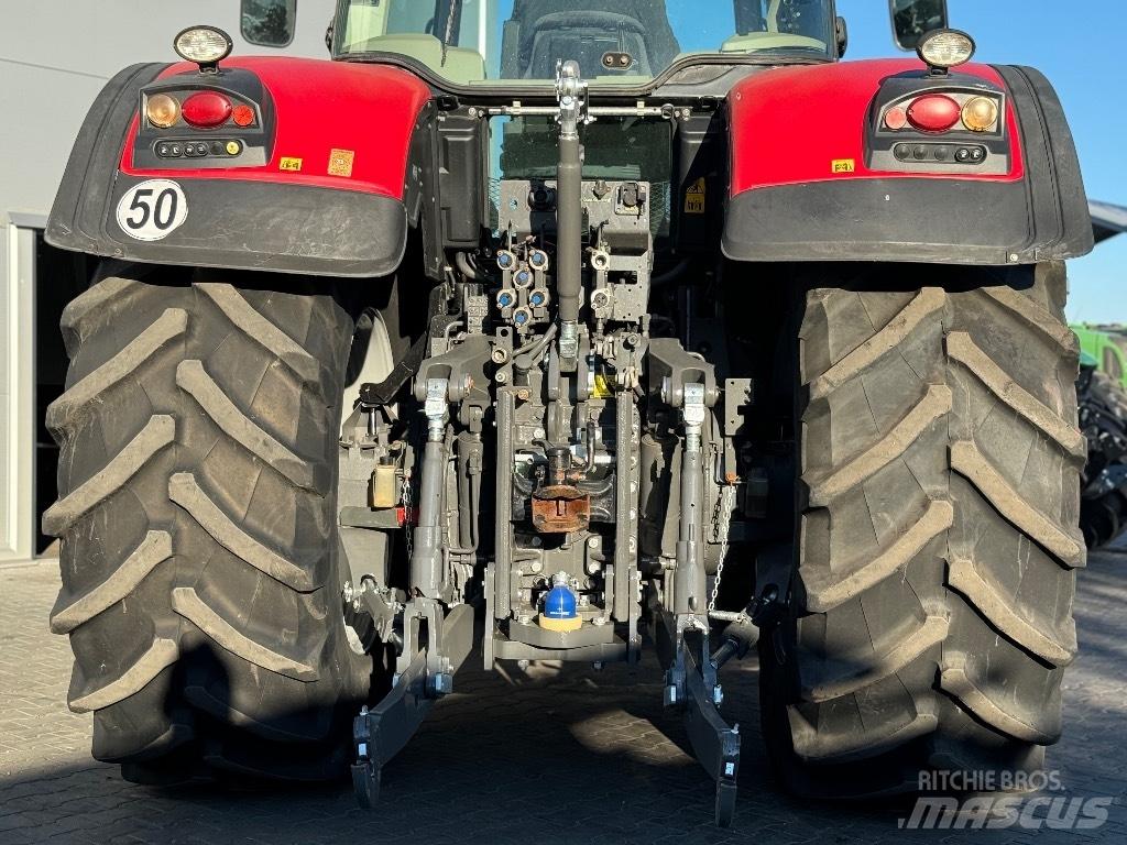 Massey Ferguson 8660 Tractoren