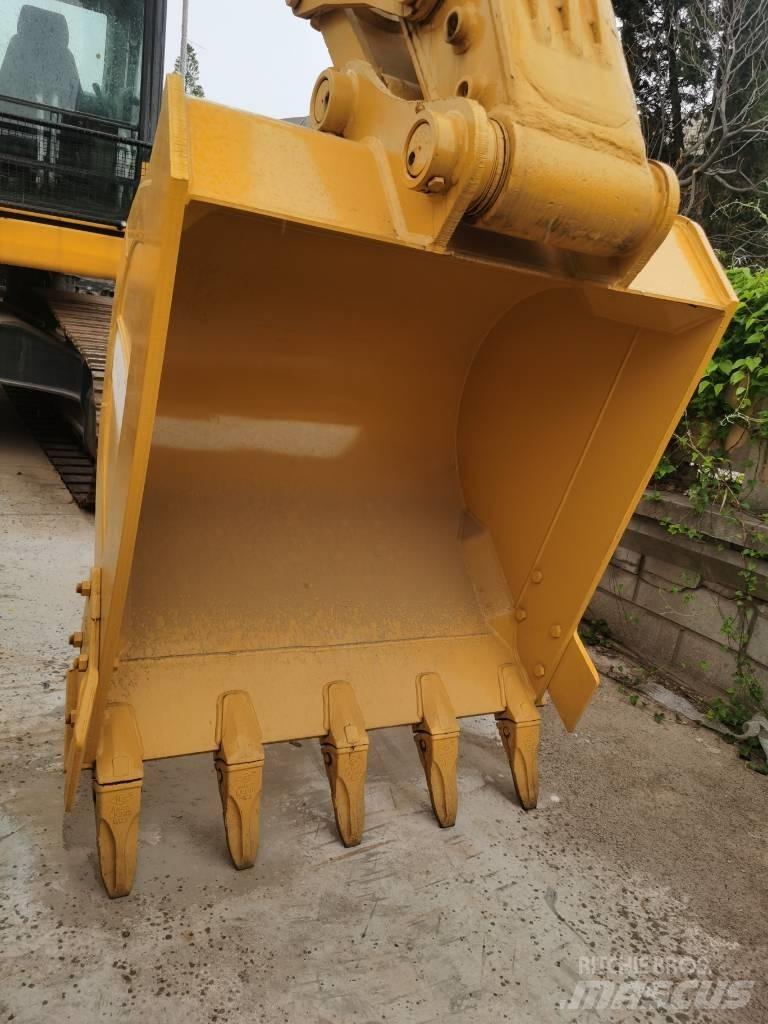 Komatsu PC 220-7 Rupsgraafmachines
