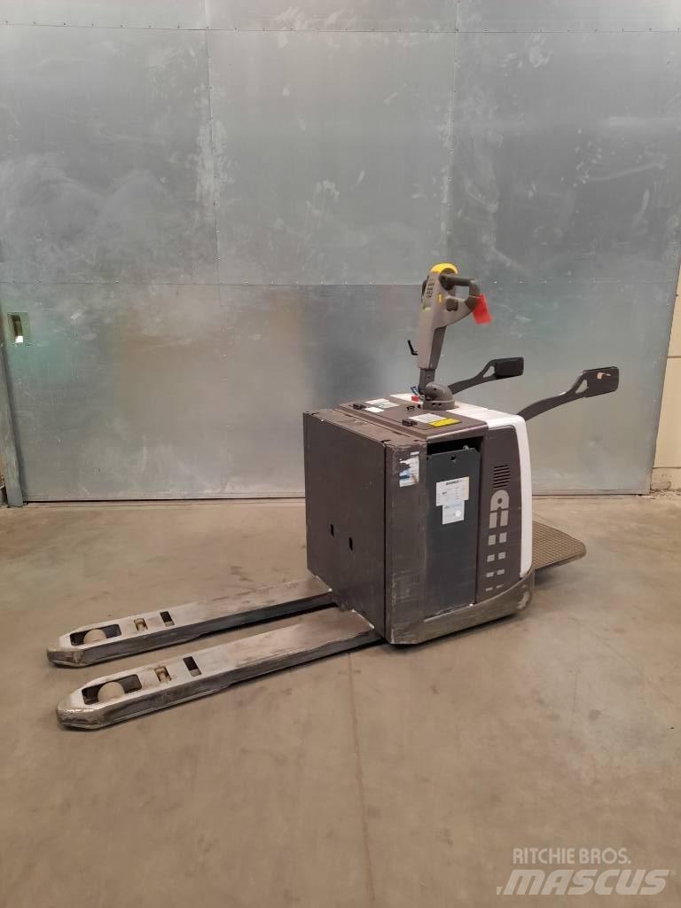 UniCarriers PMR200P Meerij pallettruck met platform