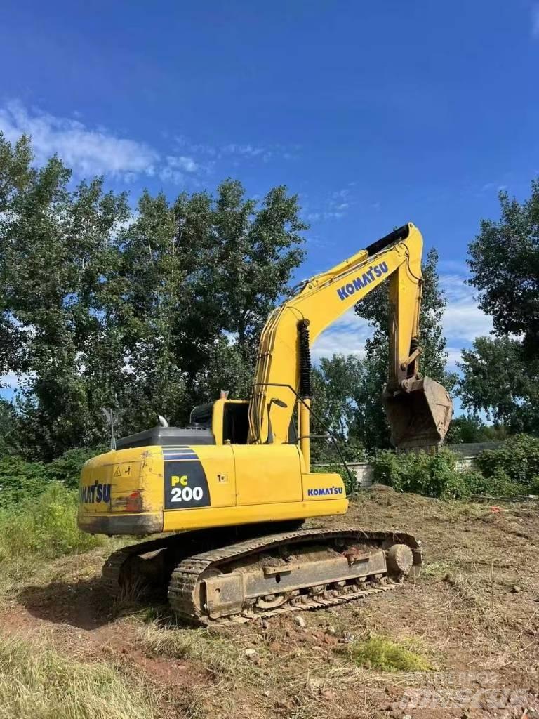 Komatsu PC 200 Rupsgraafmachines
