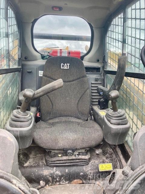 CAT 259 D Schrankladers