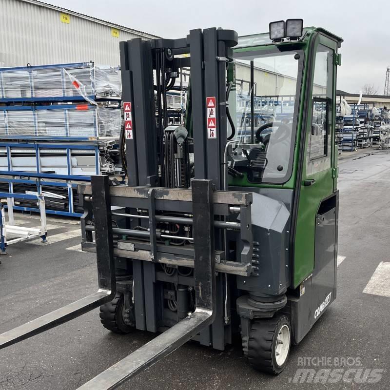 Combilift CBE 2500 Four-way truck