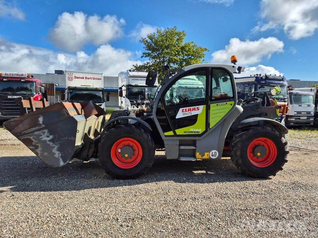 CLAAS Scorpion 7044 Verreikers voor landbouw