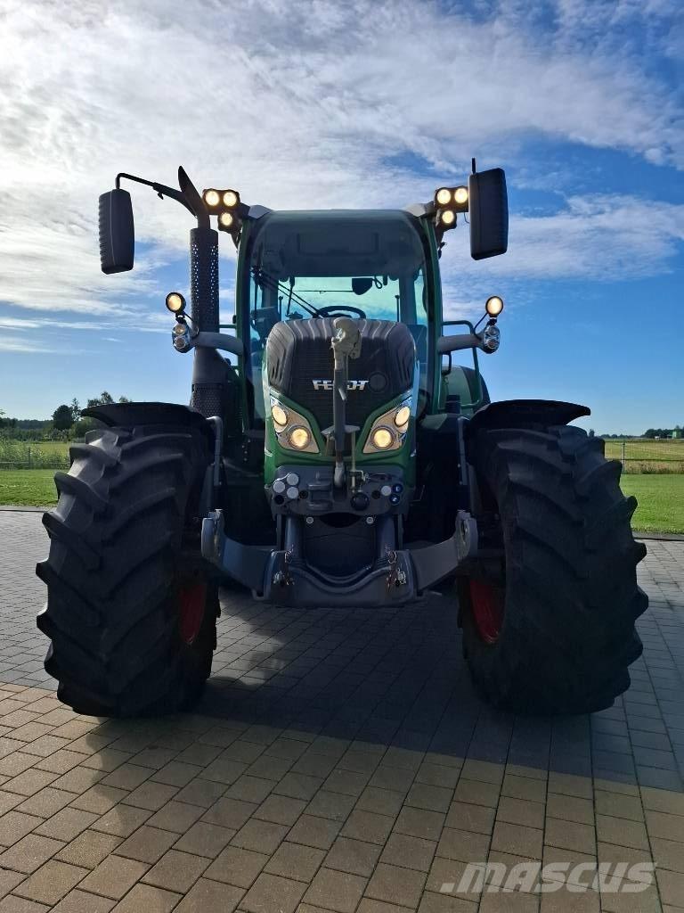 Fendt 516 Vario Tractoren