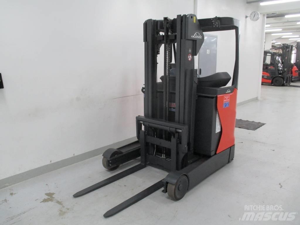 Linde R14 Reachtruck voor hoog niveau