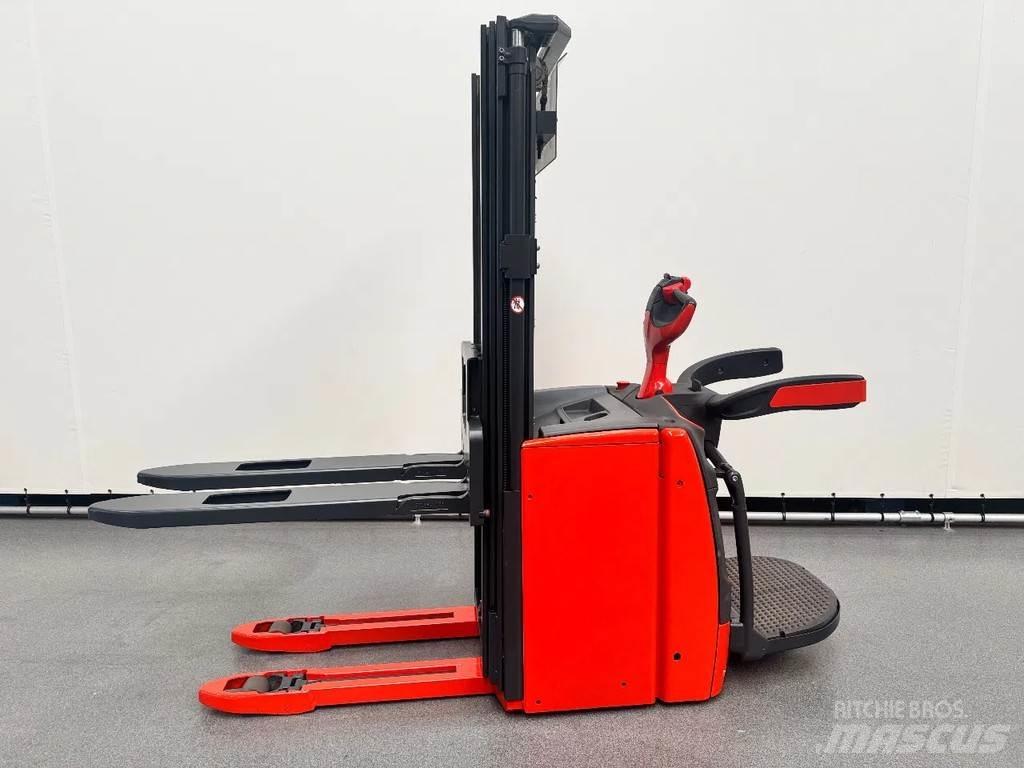 Linde L 14 AP Stapelaar meeloop