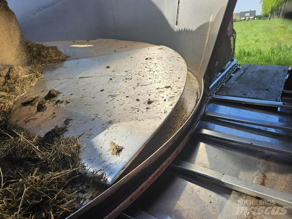 AGM Feedstar 170 Voermachines