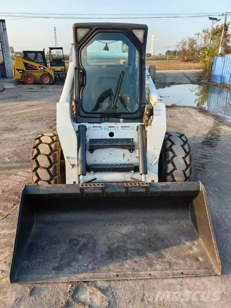 Bobcat S 300 Schrankladers