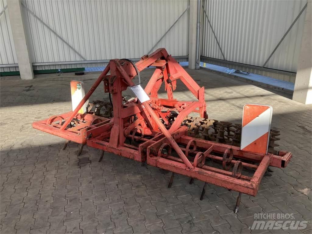  UNBEKANNT SBK 300 Cultivatoren