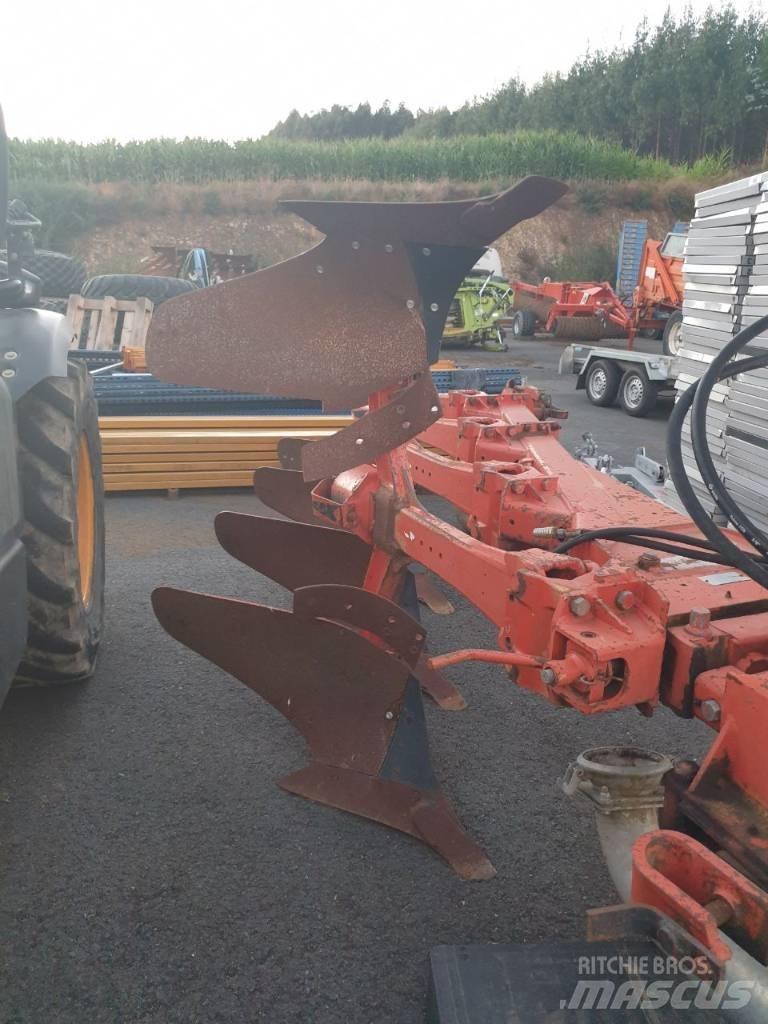 Kuhn 375E Conventionele ploegen