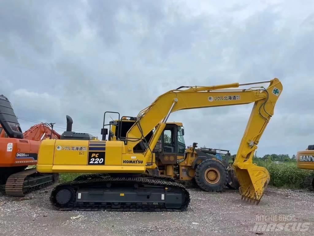 Komatsu PC220-8 Rupsgraafmachines