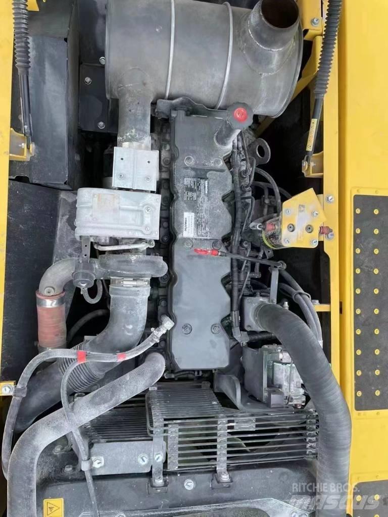 Komatsu PC220-8 Rupsgraafmachines