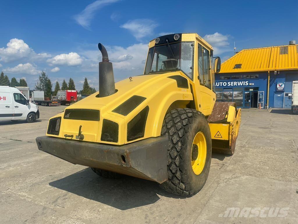 Bomag BW213 DH-4 Trilrolwalsen