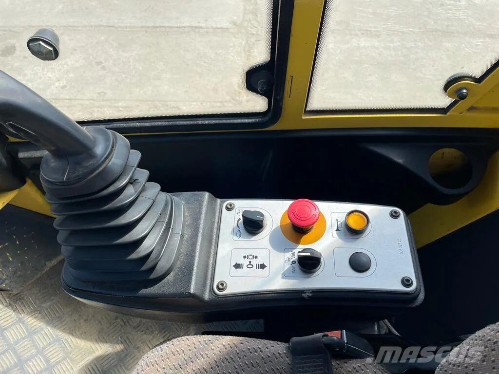 Bomag BW213 DH-4 Trilrolwalsen